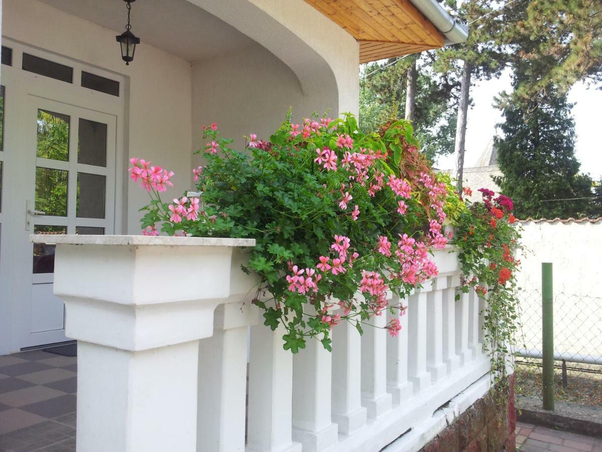 Anna Villa Balatonlelle Extérieur photo